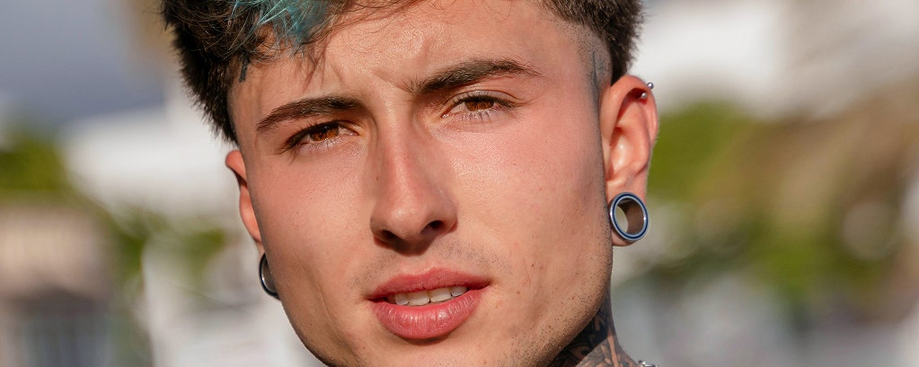 Oorpiercing Stretching