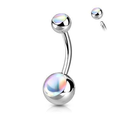Navelpiercing met glanzende stenen