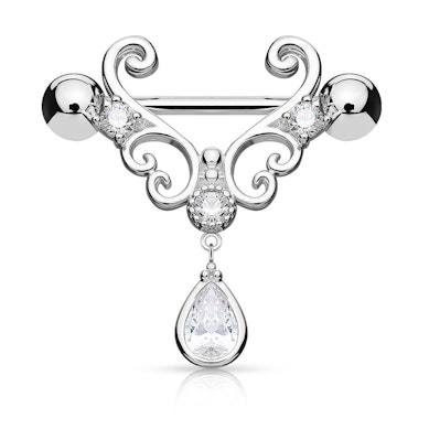 Tepelpiercing-met-hartjesvorm-en-steentjes