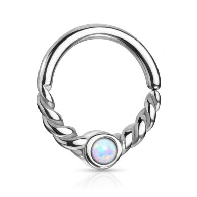Ring met gedraaide cirkel en een opaal