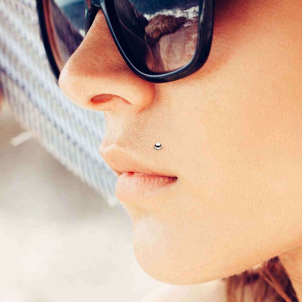 Labret uit 14 karaats goud