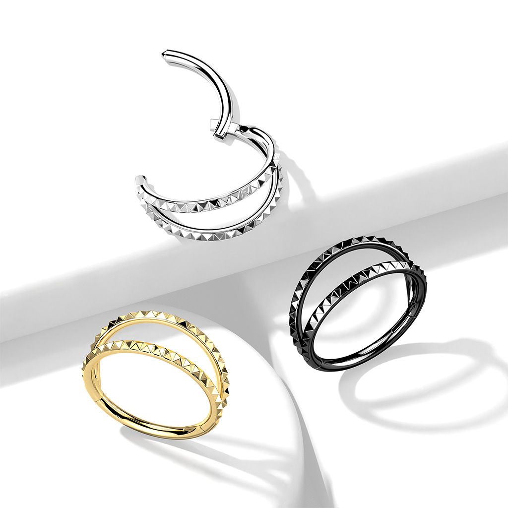 Scharnierende segment ring met dubbele band en piramide design