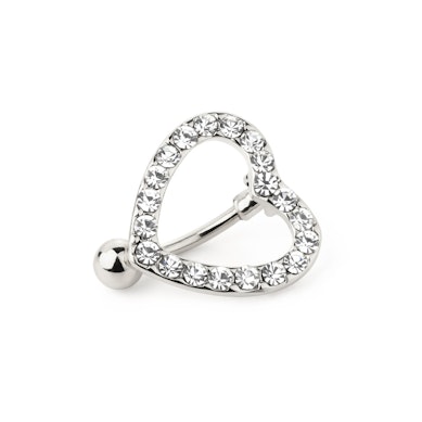 Navelpiercing met een groot hart met rand uit steentjes