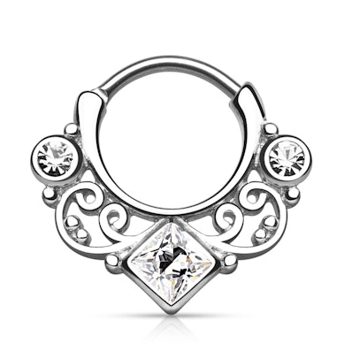 Septumpiercing met ornamenten en vierhoekige steentjes