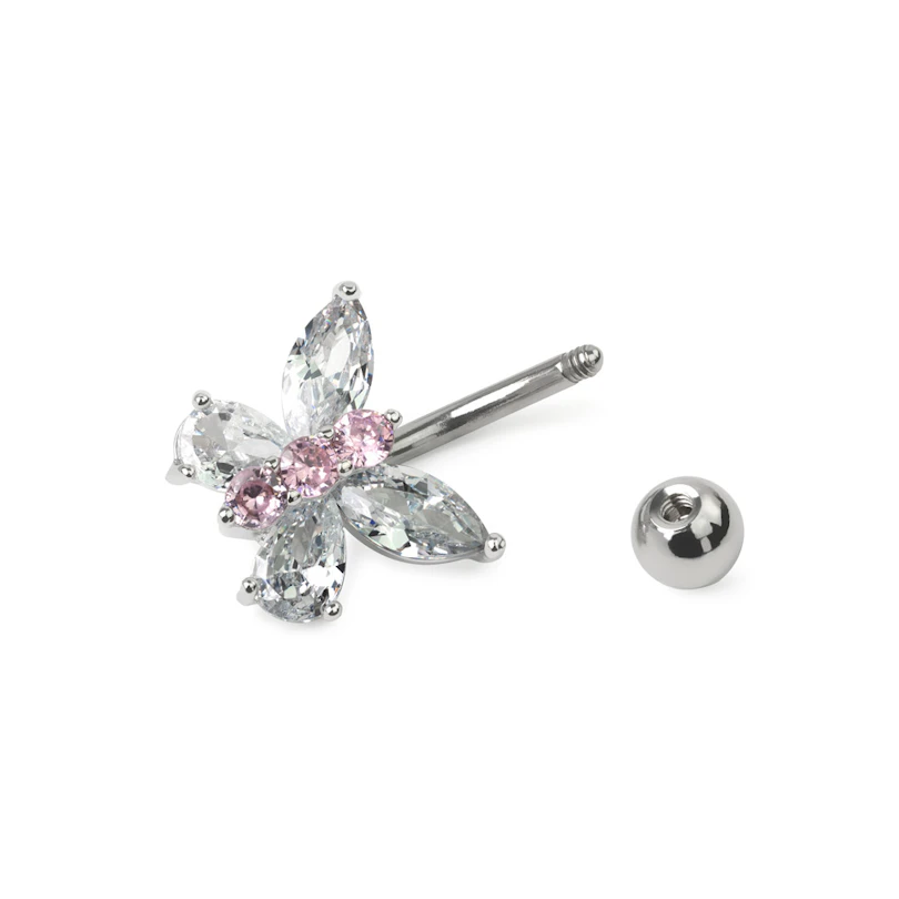 Navelpiercing met een vlinder uit kristal