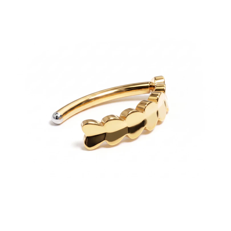 Titanium navel clicker met hartjes