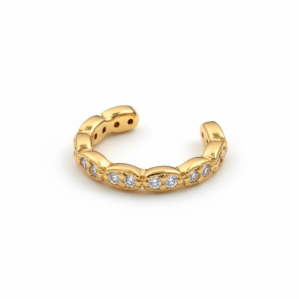 Delicate earcuff met steentjes per twee