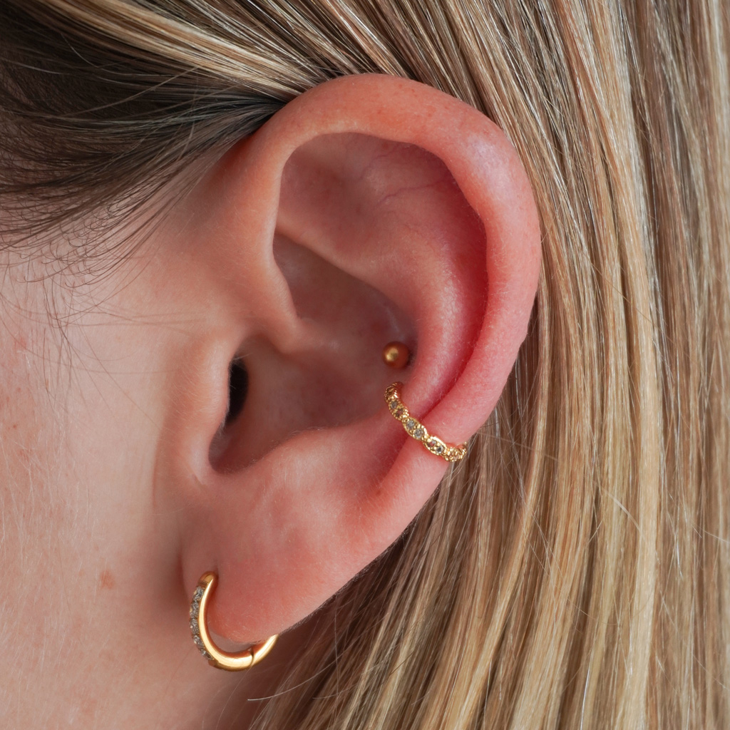 Delicate earcuff met steentjes per twee