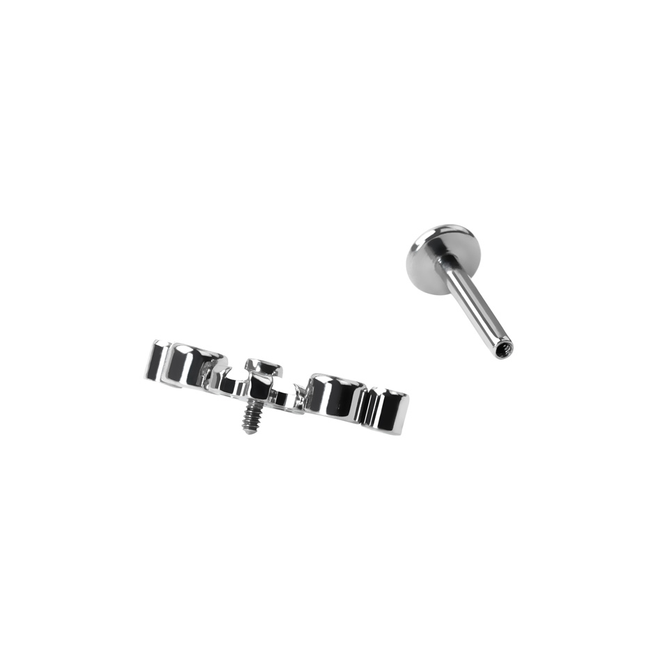 Titanium labret met bloem en CZ stenen