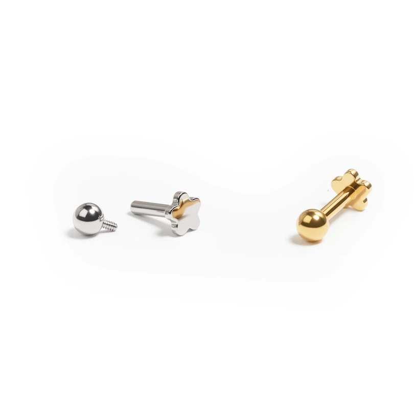 Titanium labret met bloemen flatback
