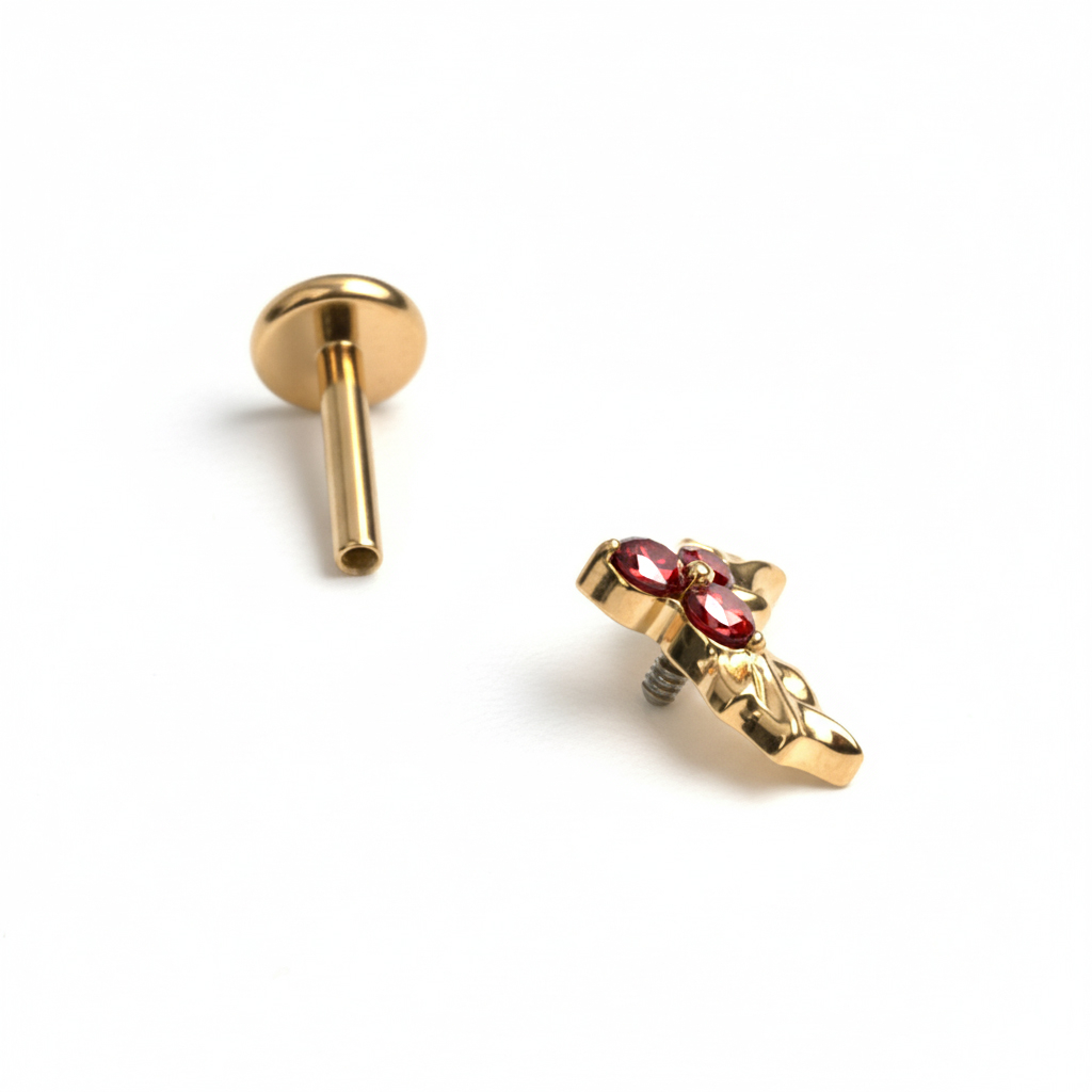 Titanium labret met hulstblaadje