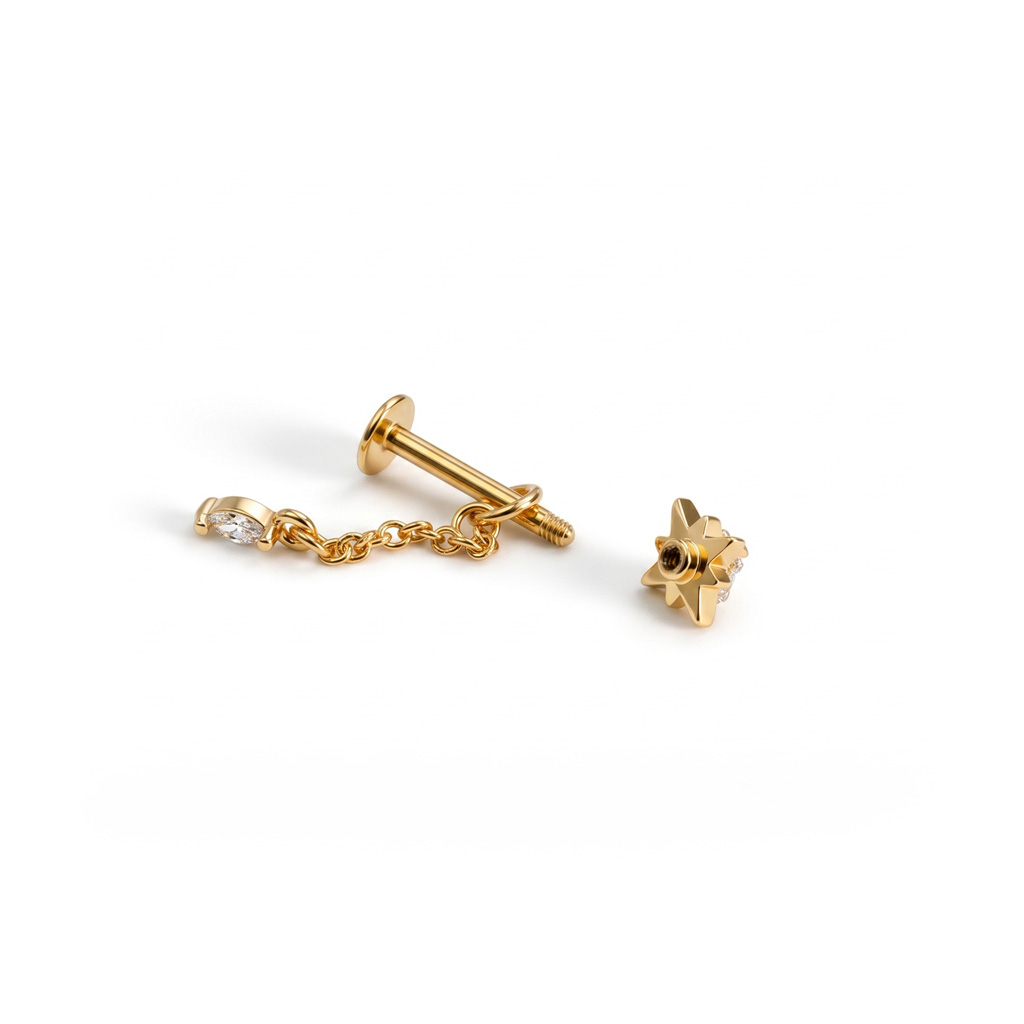 Sterlabret met bedeltje