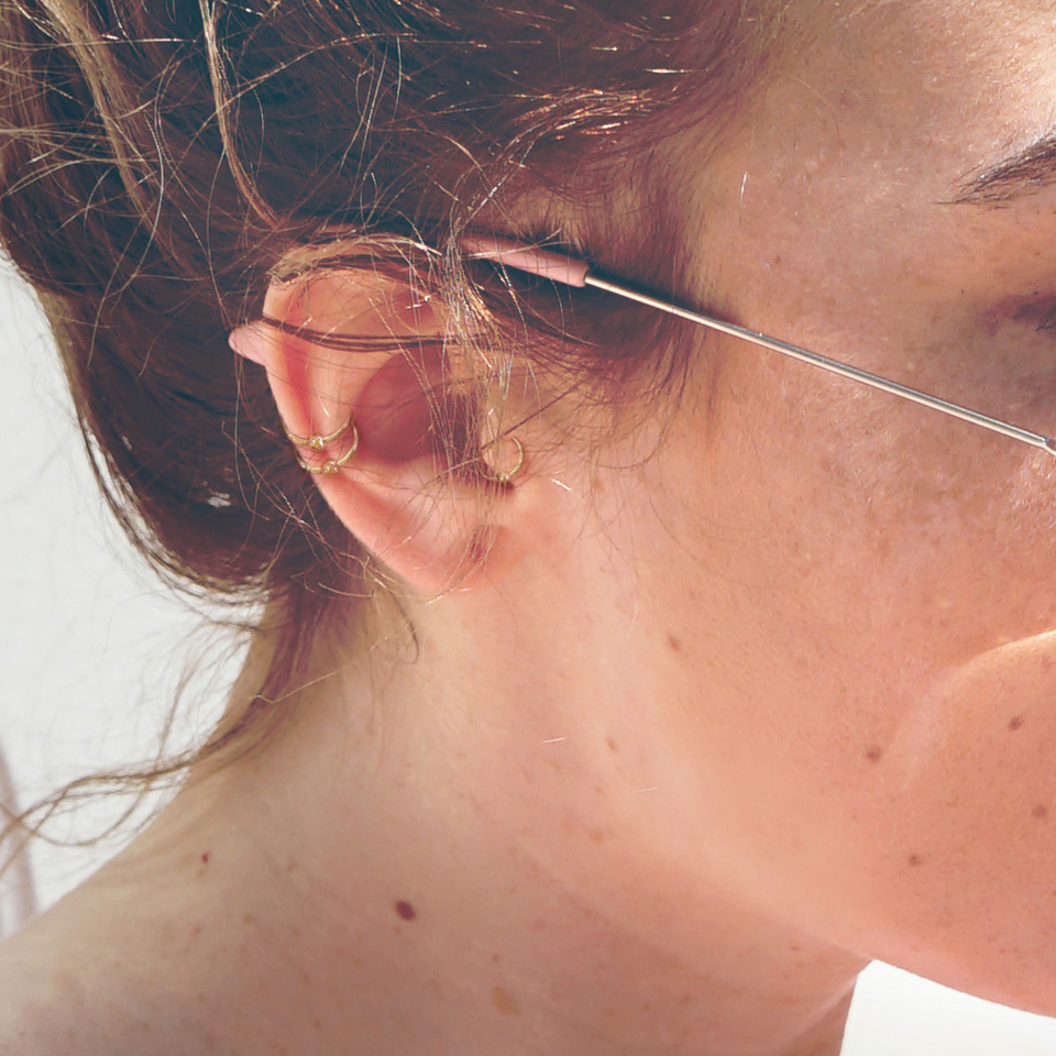 Ball closure ring uit 14 karaats goud